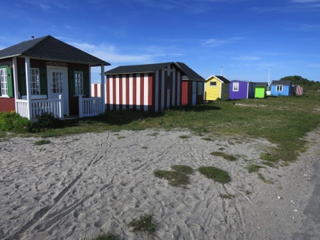 beach houses on Aero